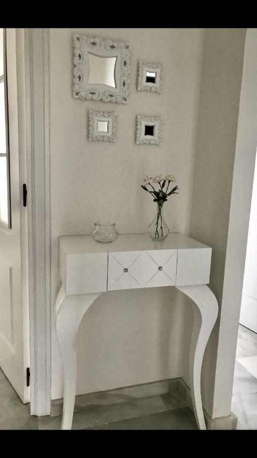 Mi Capricho C16 Beachfront Apartment Sitio de Calahonda المظهر الخارجي الصورة