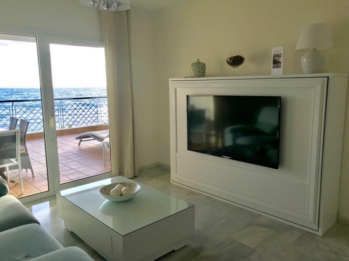 Mi Capricho C16 Beachfront Apartment Sitio de Calahonda المظهر الخارجي الصورة